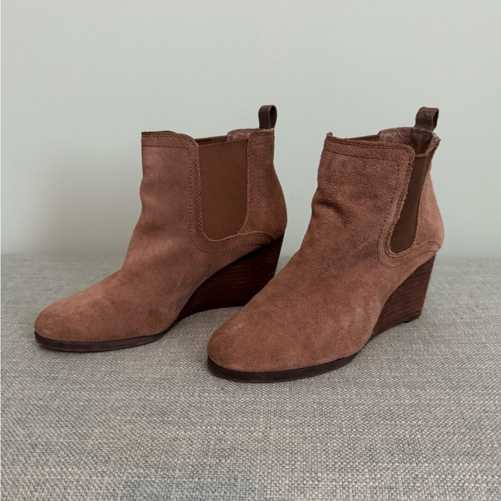 Lucky Brand Tan Suede Wedge Heel Ankle Booties